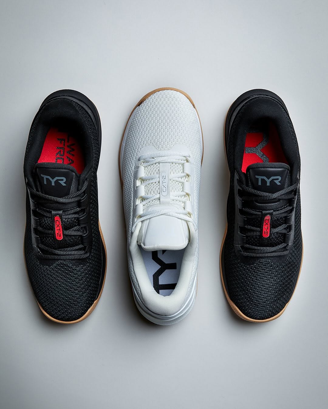 Trainers – The Fittest Store MX display picture 1