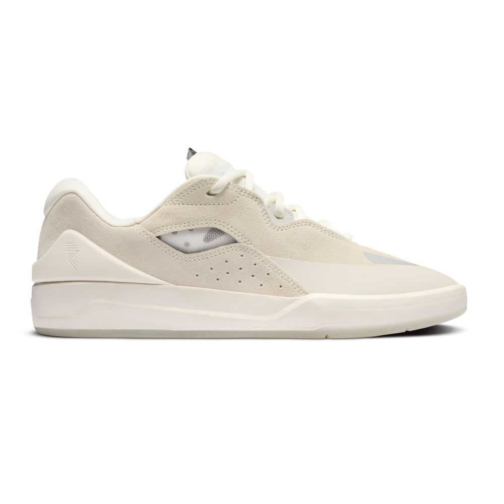 RAD | MANNY ONE TRIPLE WHITE