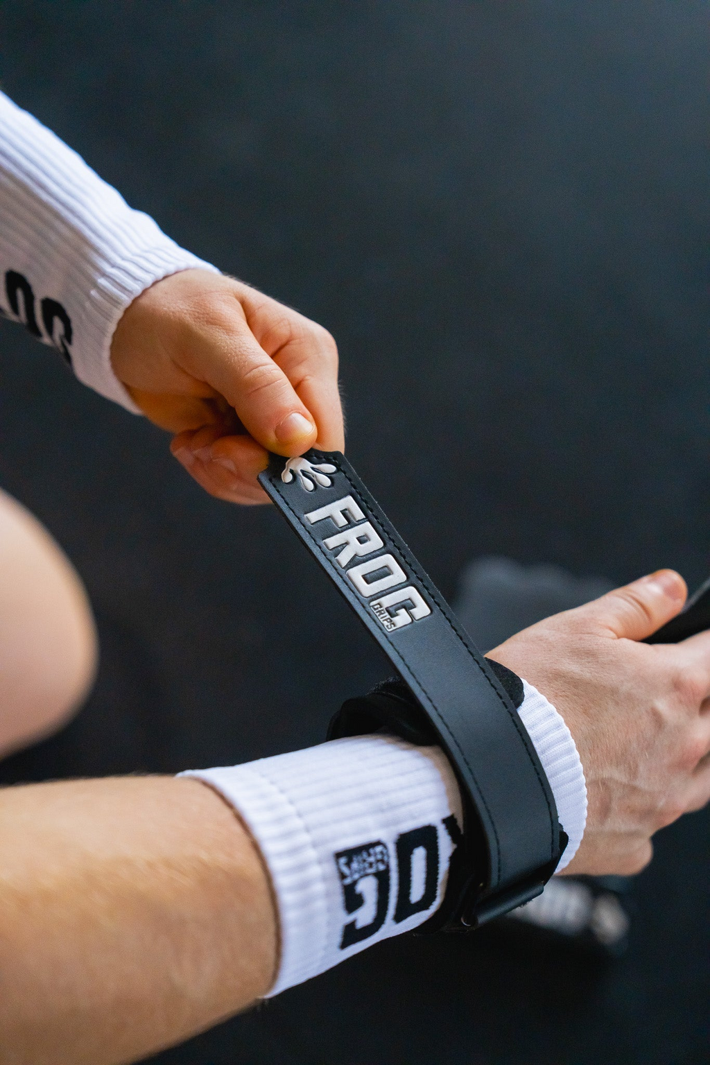 FROG GRIPS | Calleras Base Carbon - Fingerless