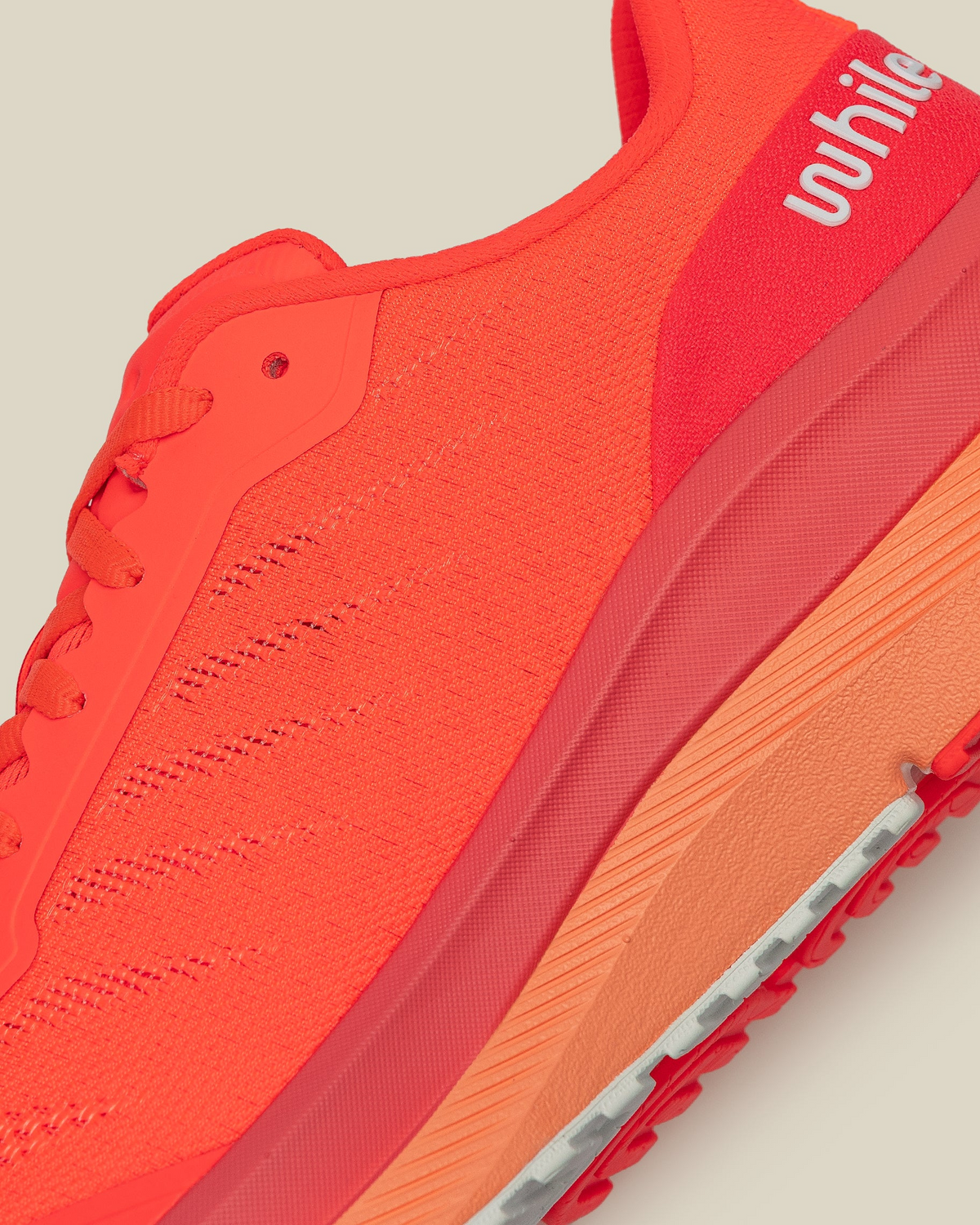 WHILE ON EARTH | Rhythm Runner Fiery Coral