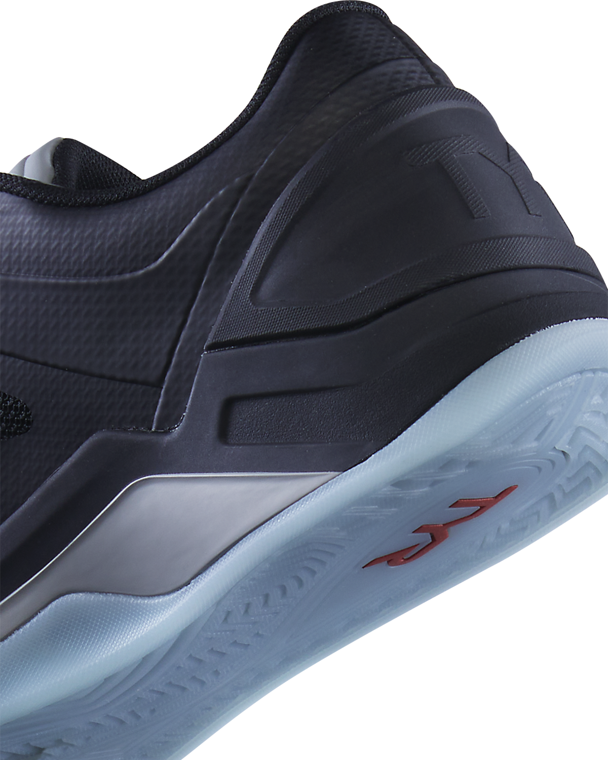 TYR | CXT-3 Trainer Black Crystal