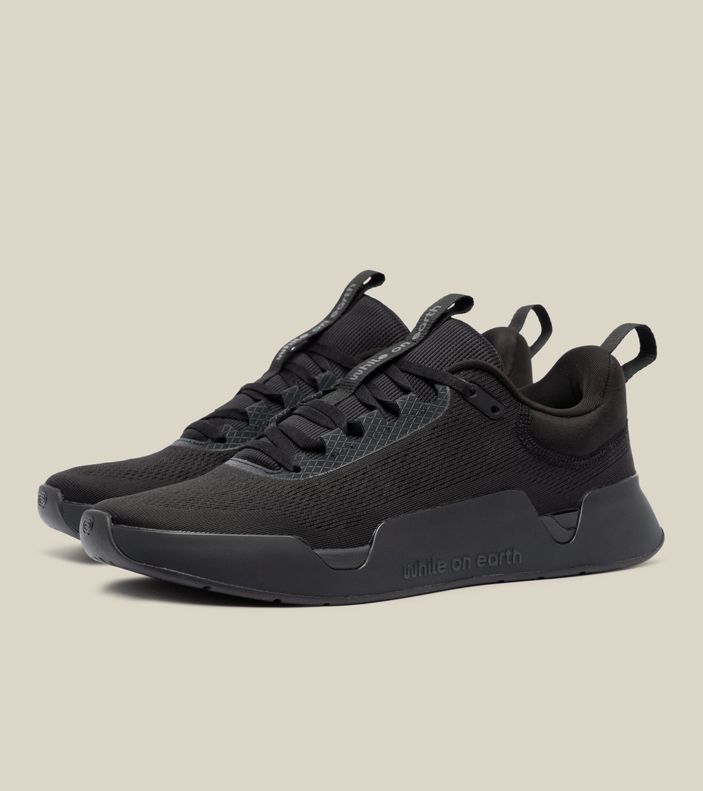 WHILE ON EARTH | Move Trainer Black HydroKnit