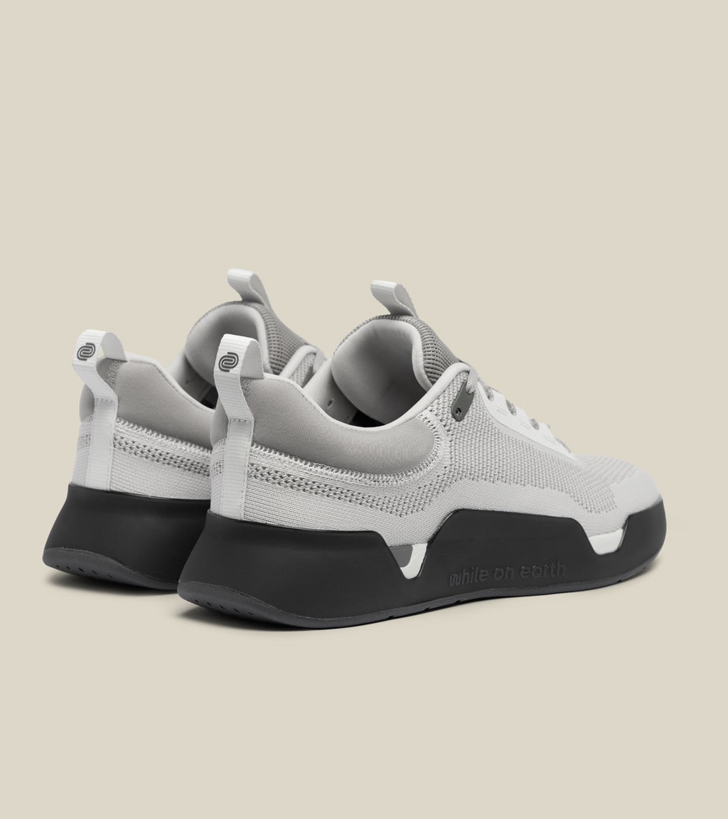 WHILE ON EARTH | Move Trainer Grey/Shadow