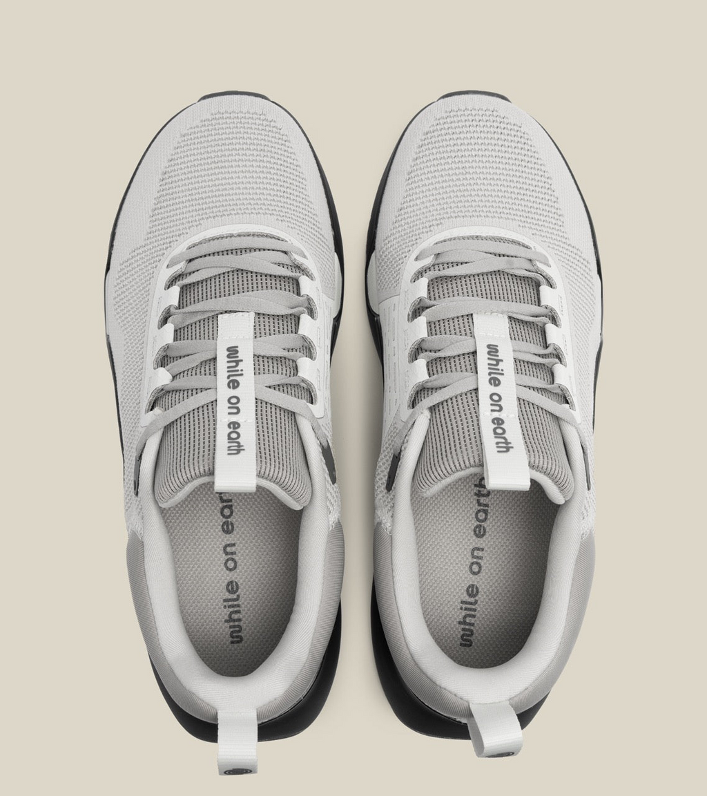 WHILE ON EARTH | Move Trainer Grey/Shadow