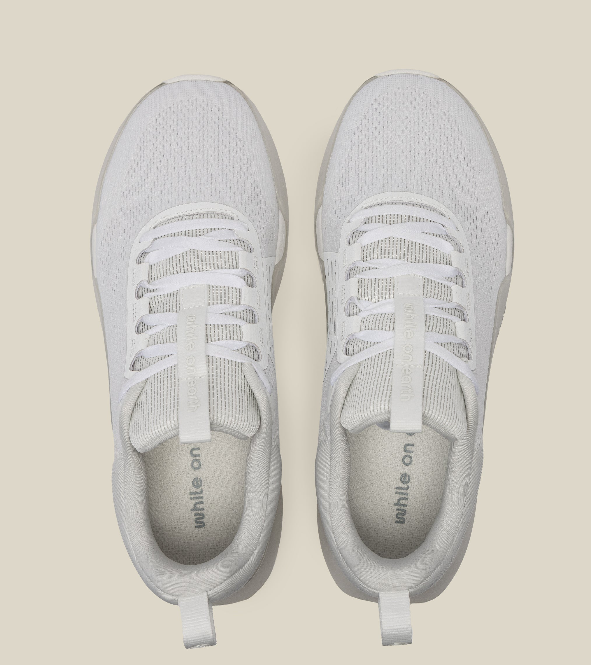 WHILE ON EARTH | Move Trainer White HydroKnit
