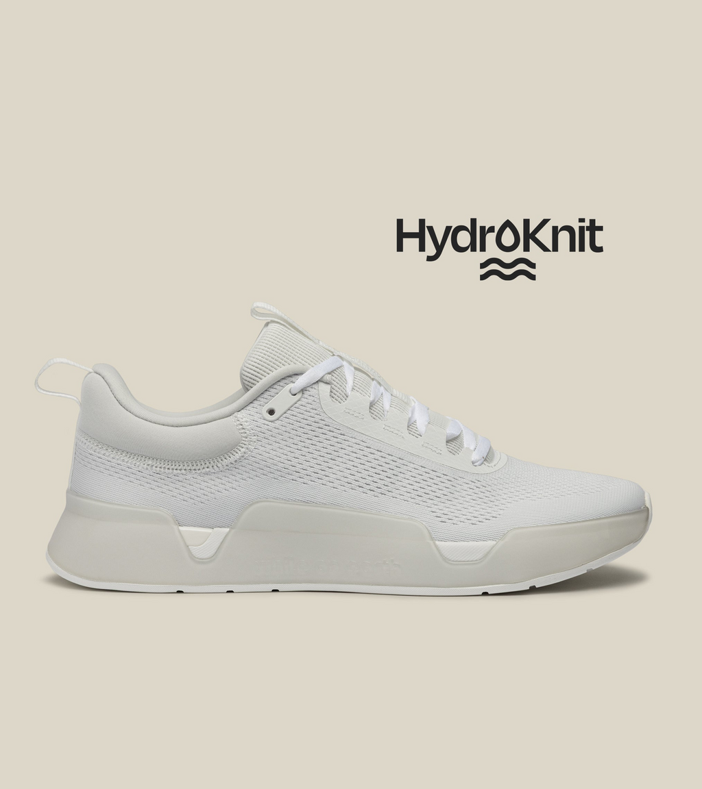 WHILE ON EARTH | Move Trainer White HydroKnit