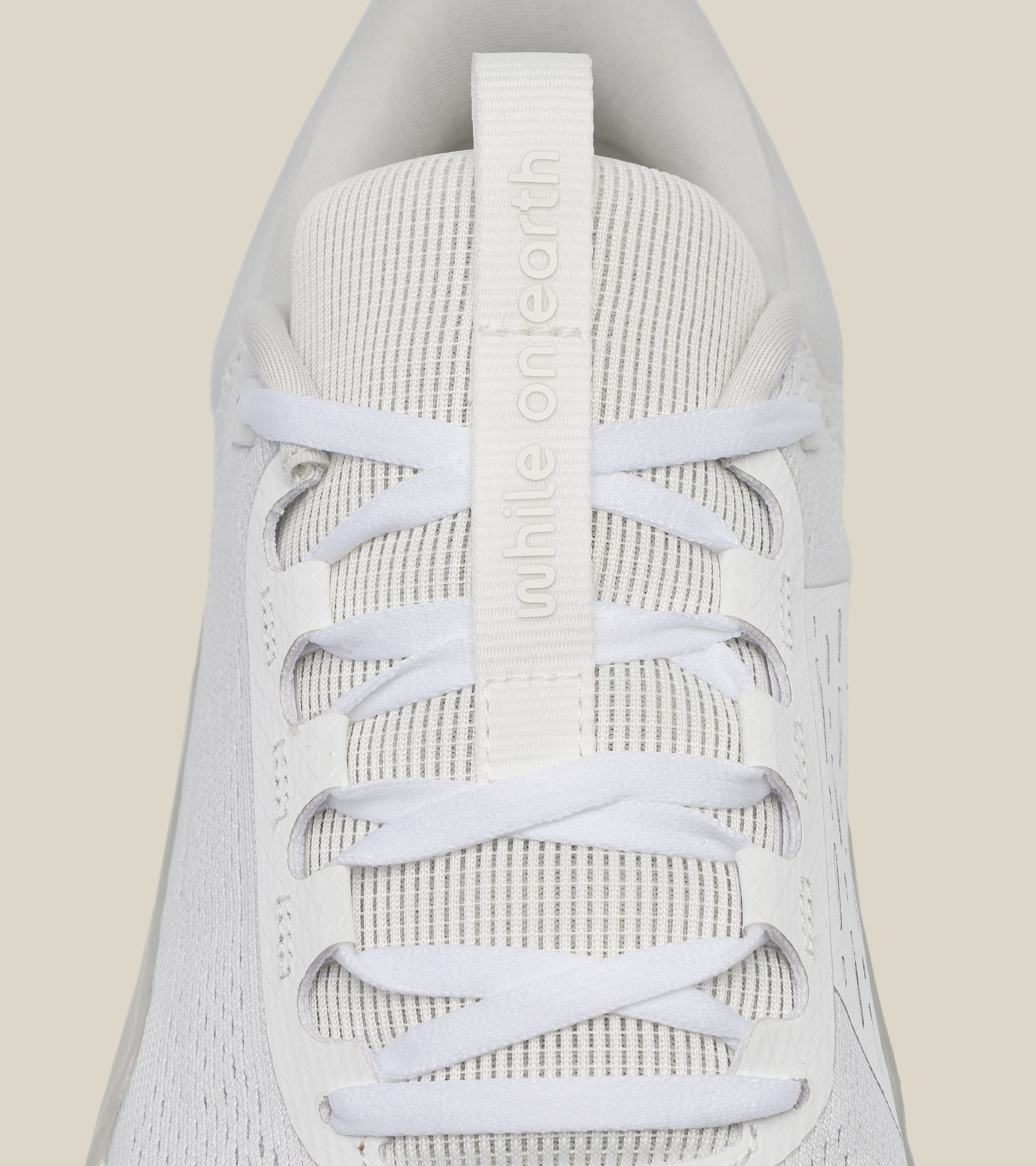 WHILE ON EARTH | Move Trainer White HydroKnit