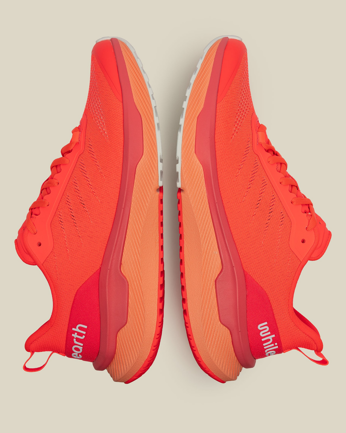 WHILE ON EARTH | Rhythm Runner Fiery Coral