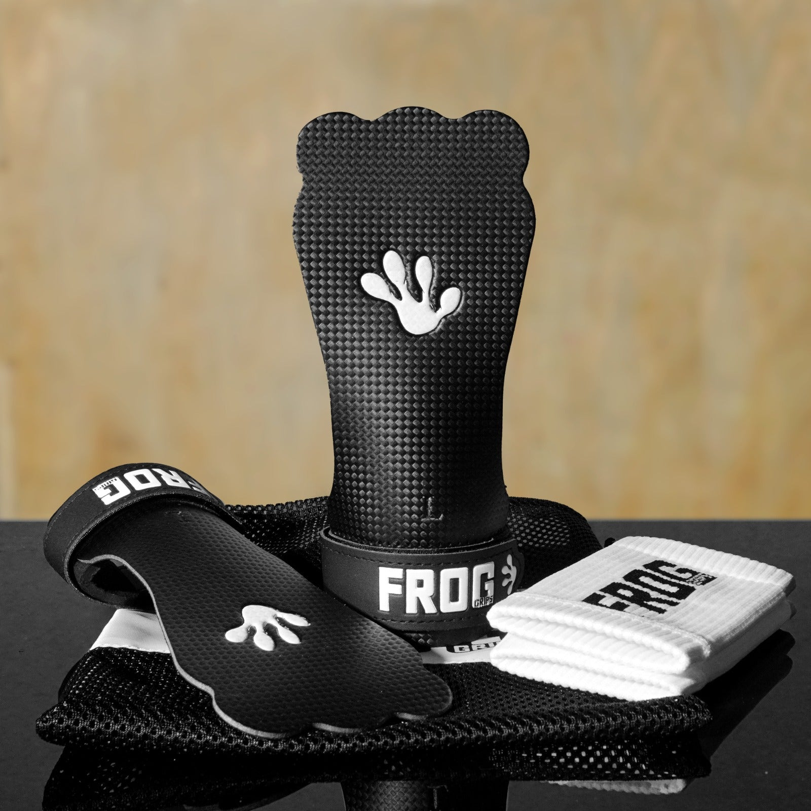 FROG GRIPS | Calleras Base Carbon - Fingerless
