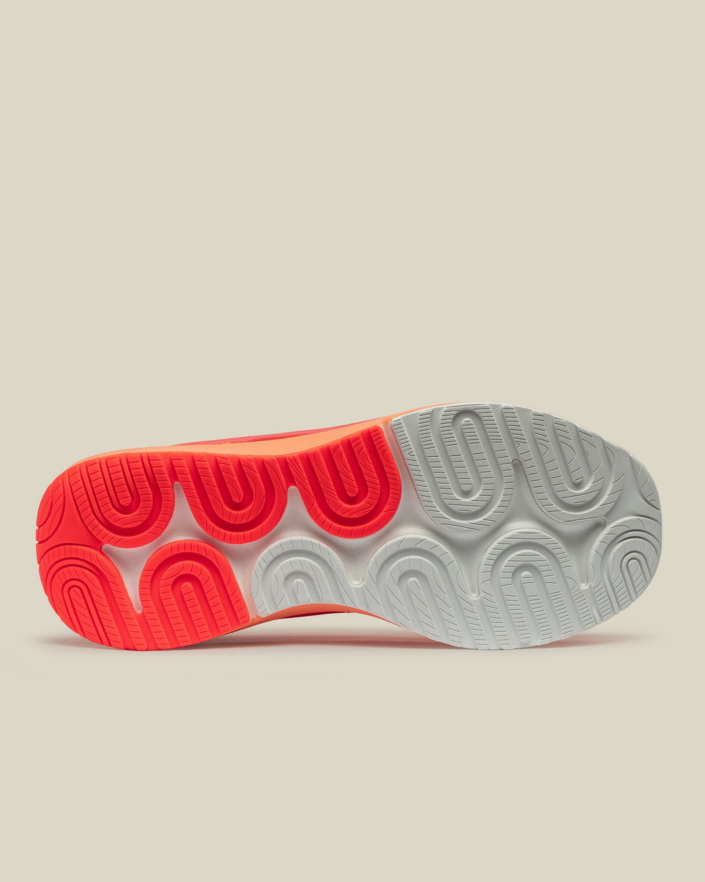 WHILE ON EARTH | Rhythm Runner Fiery Coral