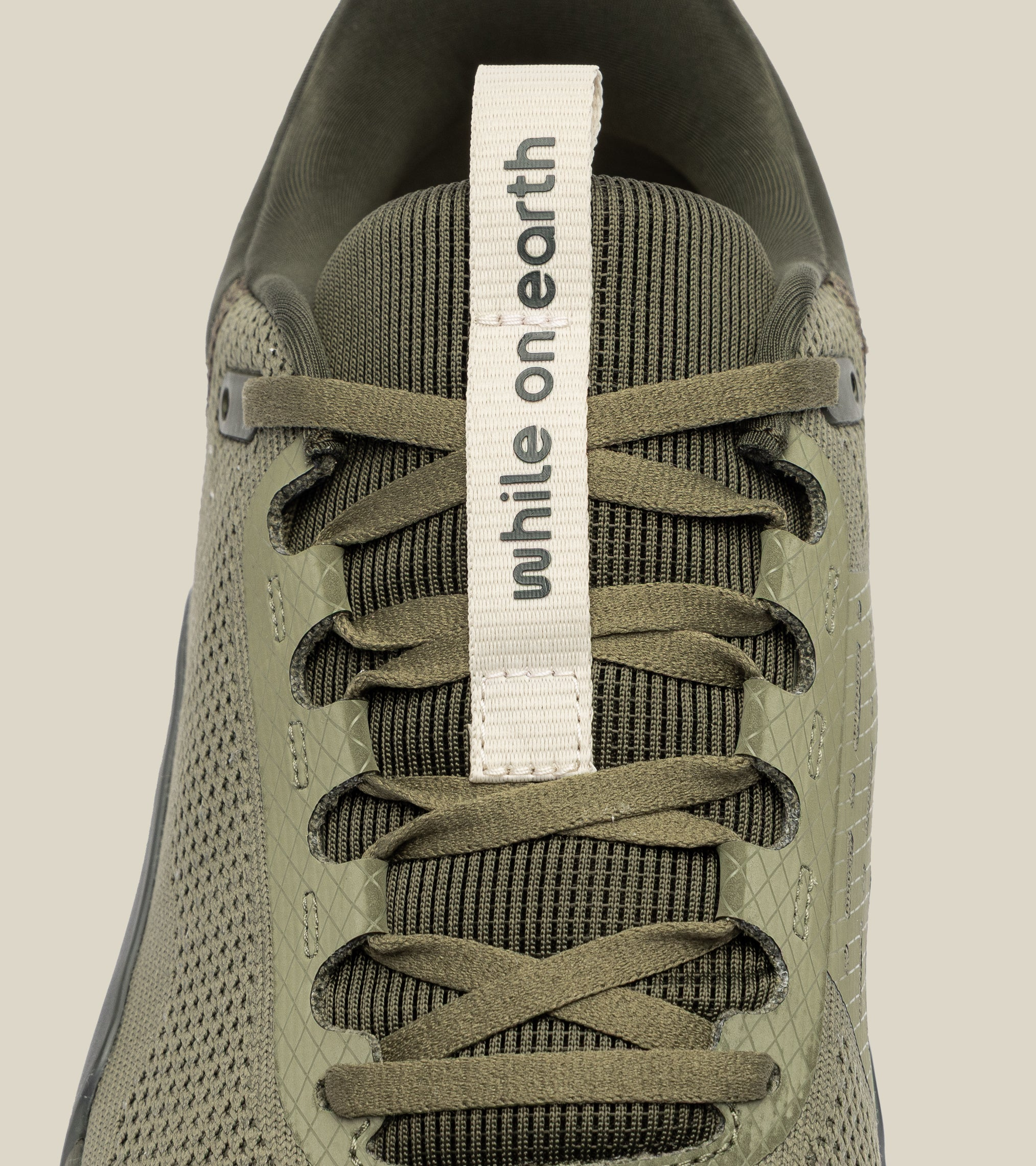 WHILE ON EARTH | Move Trainer Forest/Char