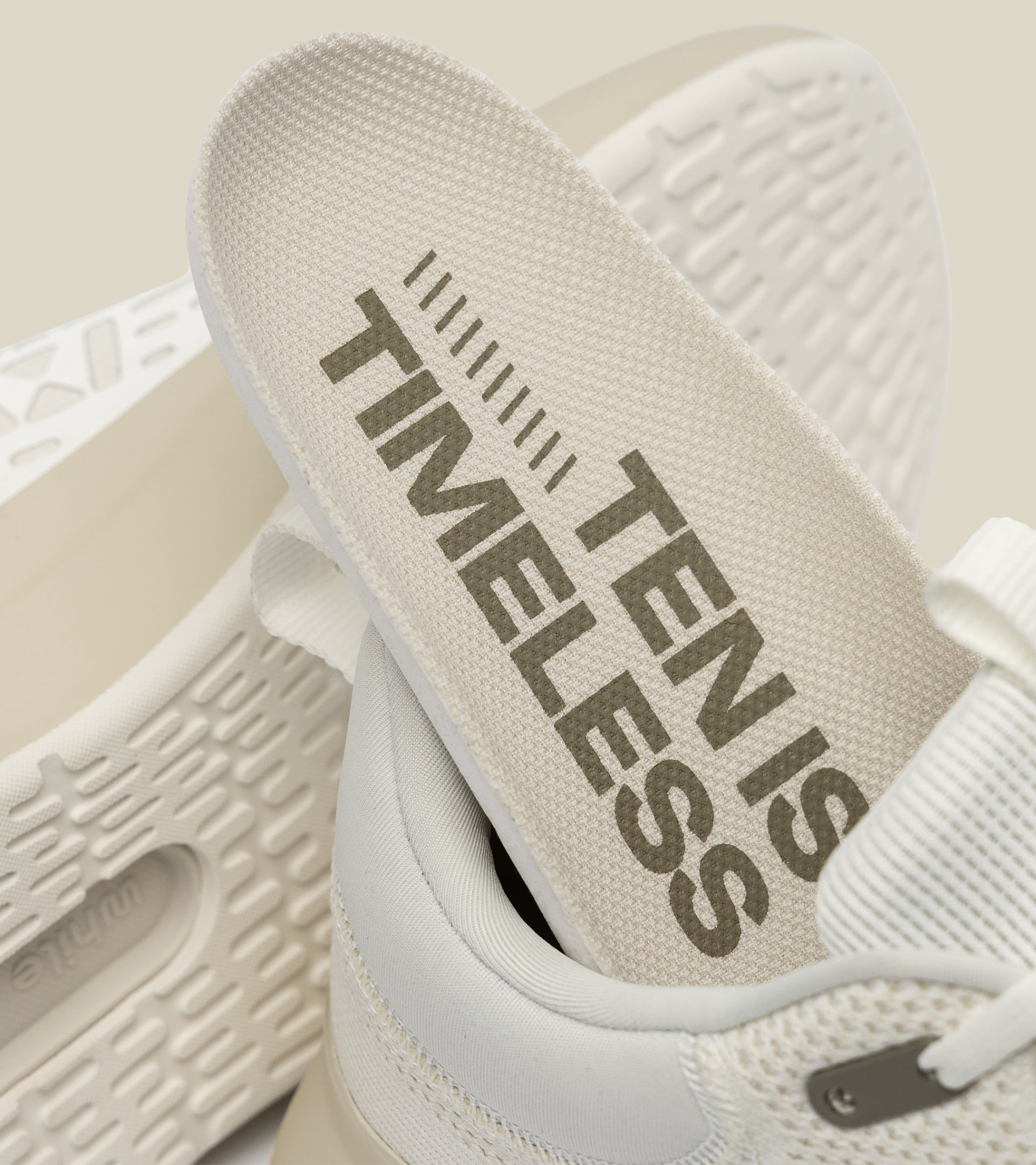 WHILE ON EARTH | Move Trainer Edición Wells