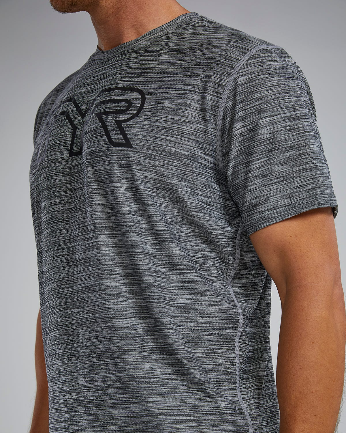 TYR | Playera Airtec Logo Heather Grey