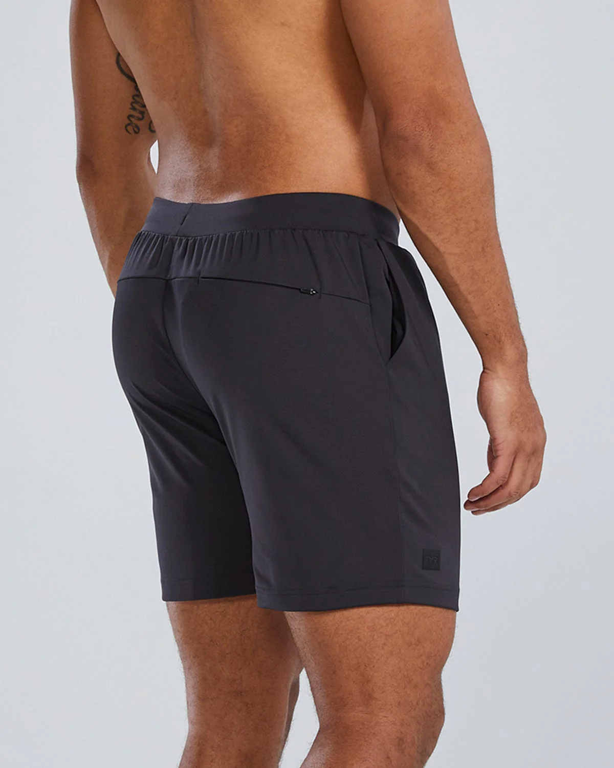 TYR | Short Elevation 7" Graphite
